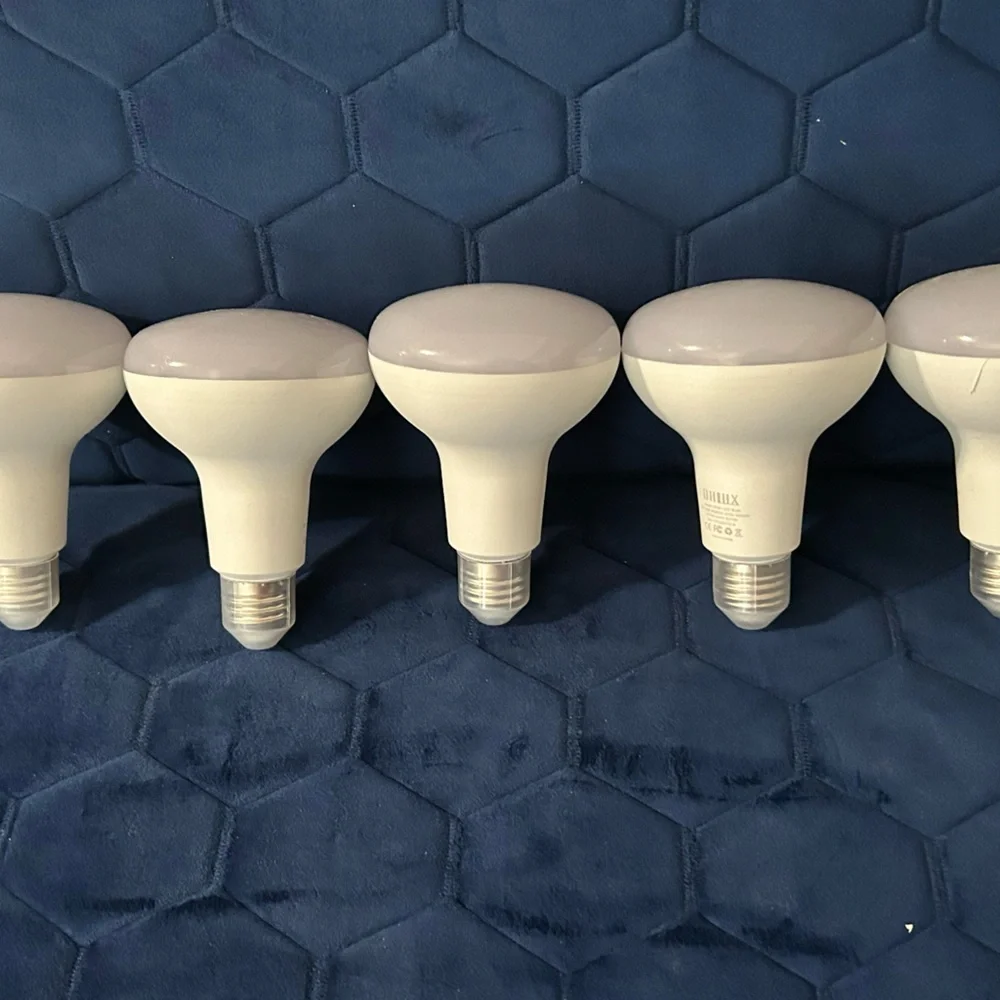 WiFi smart color changing light bulbs 900 lumens pack of 5